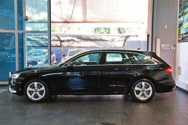 Audi A4 30 TDI Avant S-Tronic Business Advanced - foto 4 di 4