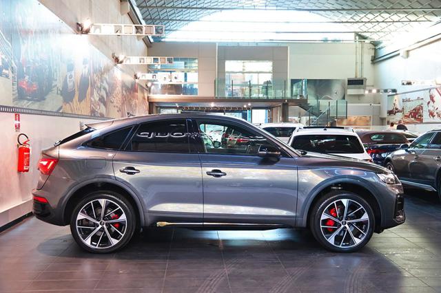Audi Q5 40 TDI Sportback Quattro S-Tronic Identity Black - foto 3 di 4