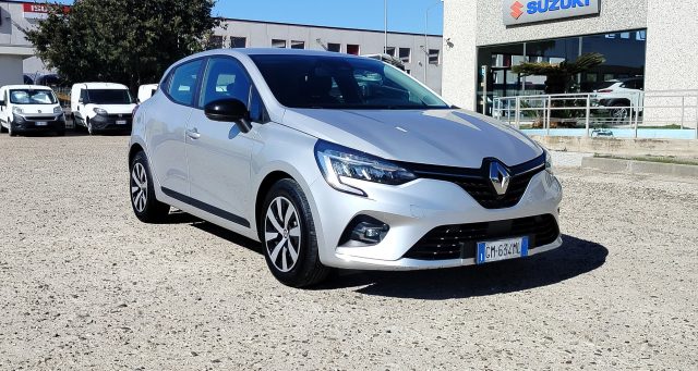 Renault Clio TCe 90 CV Equilibre AZIENDALE usato a ORISTANO