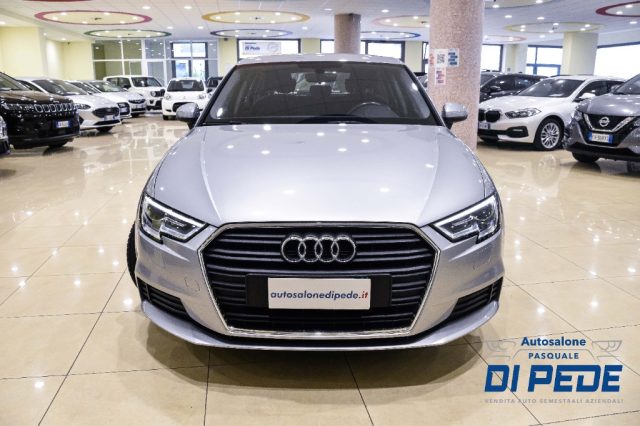 Audi A3 SPB 30 TDI Business - foto 2 di 4