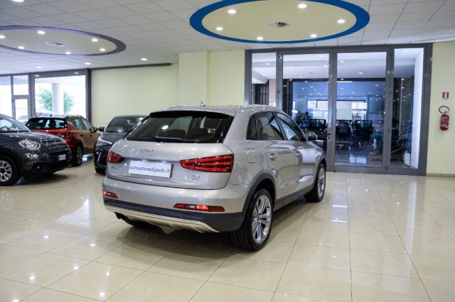 Audi Q3 2.0 TDI - foto 4 di 4