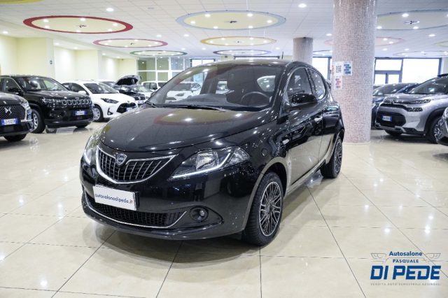 Lancia Ypsilon 1.0 FireFly 5 porte S&S Hybrid Gold usato a MATERA