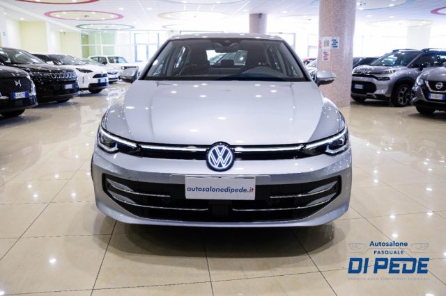 Volkswagen Golf 2.0 TDI 150 CV DSG SCR Style - foto 2 di 4