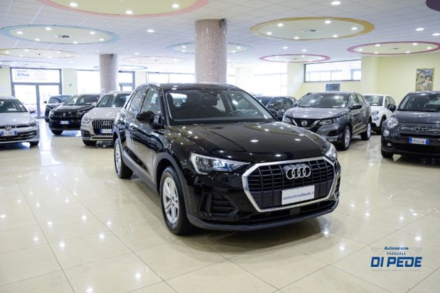 Audi Q3 35 TDI Business - foto 3 di 4