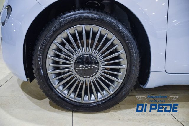 Fiat 500 BUSINESS OPENING EDITION 42 kWh, del 2020, 1.307 km, in vendita a Matera (MT)