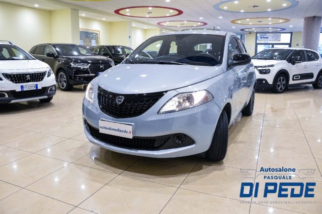 Lancia Ypsilon 1.0 FireFly 5 porte S&S Hybrid Oro usato a MATERA