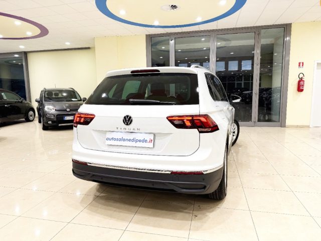 Volkswagen Tiguan 2.0 TDI 150 CV SCR DSG Life - foto 4 di 4