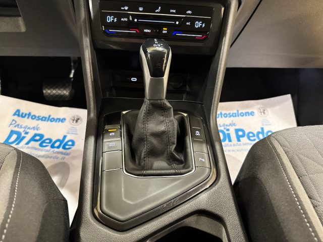 Volkswagen Tiguan 2.0 TDI 150 CV SCR DSG Life usato a MATERA