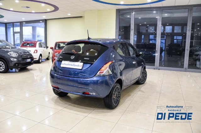 Lancia Ypsilon 1.0 FireFly 5 porte S&S Hybrid Ecochic Gold - foto 4 di 4