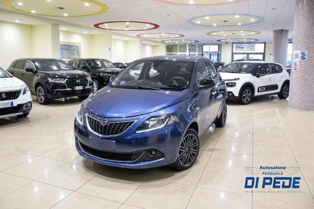 Lancia Ypsilon 1.0 FireFly 5 porte S&S Hybrid Ecochic Gold usato a MATERA