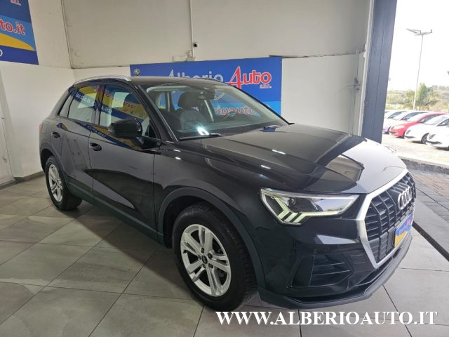 Audi Q3 35 TDI quattro S tronic Business Advanced - foto 2 di 4