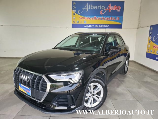 Audi Q3 35 TDI quattro S tronic Business Advanced usato a ADRANO