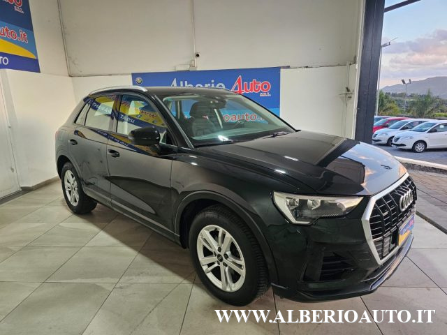 Audi Q3 35 TDI quattro S tronic Business - foto 2 di 18