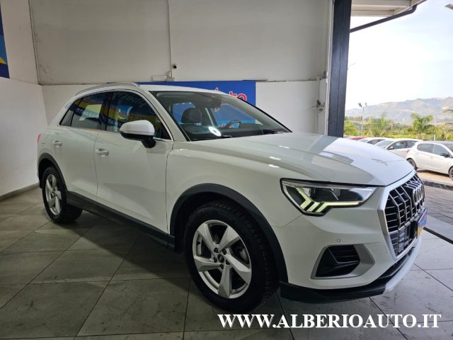 Audi Q3 35 TDI S tronic S line edition - foto 2 di 22