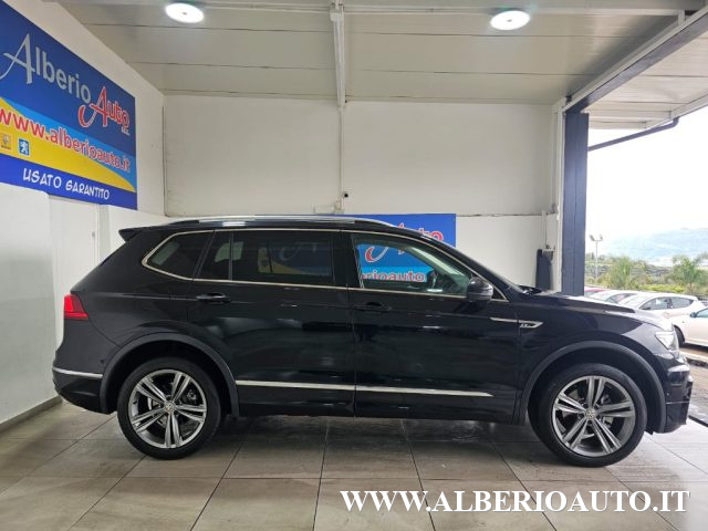 Volkswagen Tiguan 2.0 TDI 150 CV ALLSPACE DSG R-Line 7 posti - foto 4 di 32