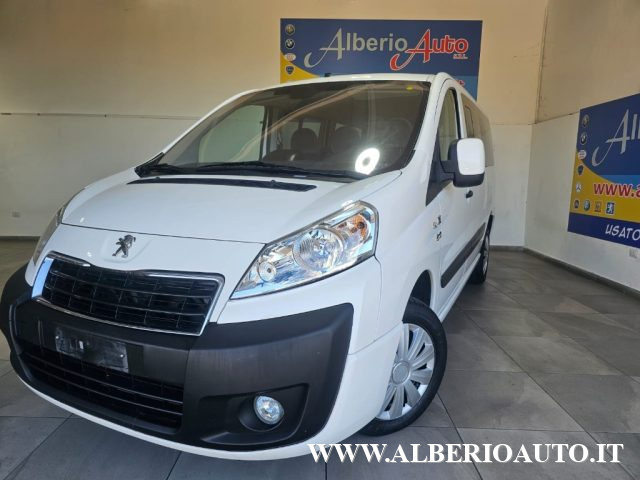 Peugeot Expert Tepee 2.0 HDi125CV Vetrato9 POSTI 4X4 IVA COMPRESA usato a ADRANO