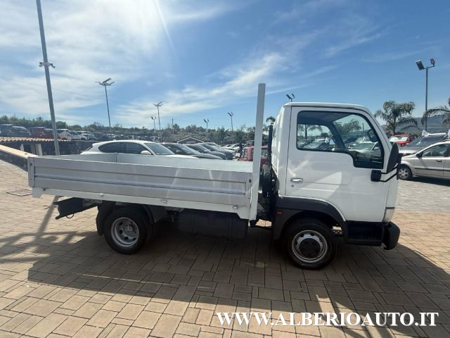 Nissan Cabstar 3.0 Td CASSONE FISSO - foto 4 di 4