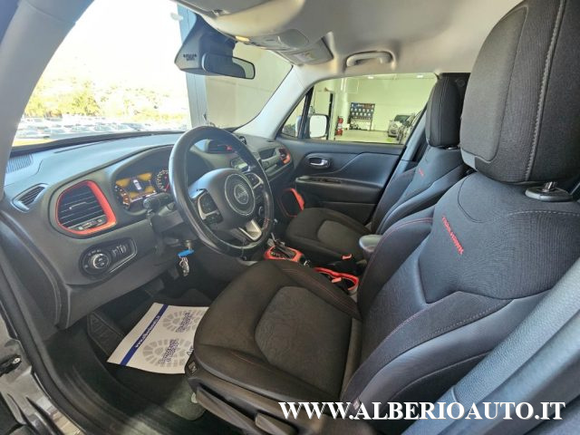 Jeep Renegade 2.0 Mjt 170CV 4WD Active Drive Low Trailhawk, del 2016, 280.000 km, in vendita a Adrano (CT)