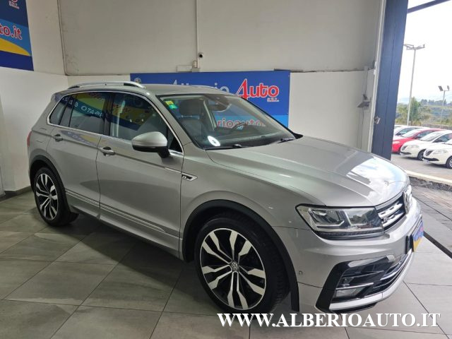 Volkswagen Tiguan 2.0 TDI SCR DSG Sport R-line BlueMotion Technology usato a ADRANO