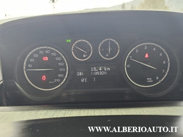 Lancia Ypsilon 1.2 69 CV 5 porte Silver, del 2014, 113.930 km, in vendita a Adrano (CT)