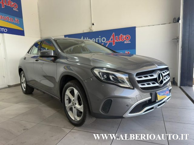 Mercedes-Benz GLA 200 d Automatic Executive - foto 3 di 4