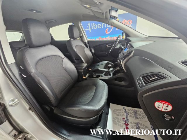 Hyundai iX35 1.7 CRDi 2WD Xpossible, del 2015, 178.986 km, in vendita a Adrano (CT)