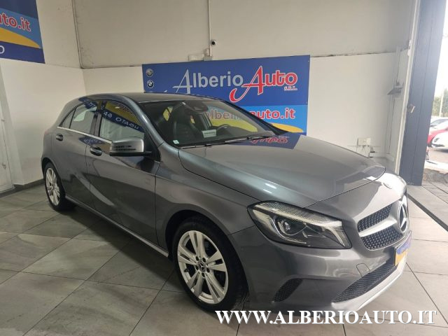 Mercedes-Benz A 180 d Automatic Premium - foto 3 di 4