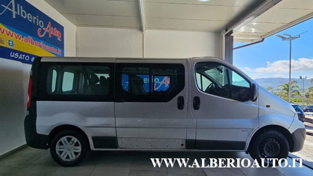 Opel Vivaro 27 2.0 CDTI 120CV PC-TN Combi 9 posti - foto 3 di 4