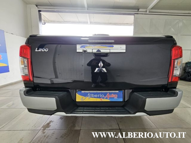 Mitsubishi L200 2.3 D Club Cab 4x4 Super Select Intense +IVA - foto 4 di 4