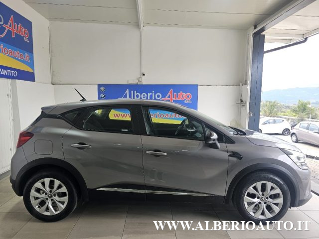 Renault Captur Blue dCi 95 CV Business - foto 3 di 4
