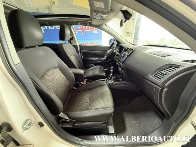 Mitsubishi ASX 1.8 DI-D 116 CV 2WD Intense Panoramic, del 2015, 250.397 km, in vendita a Adrano (CT)