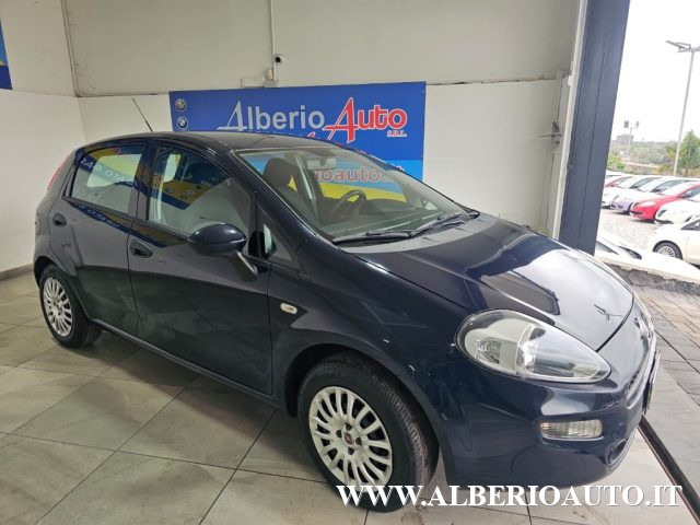 Fiat Punto 1.3 MJT 75CV 16V 5 porte Young - foto 3 di 4