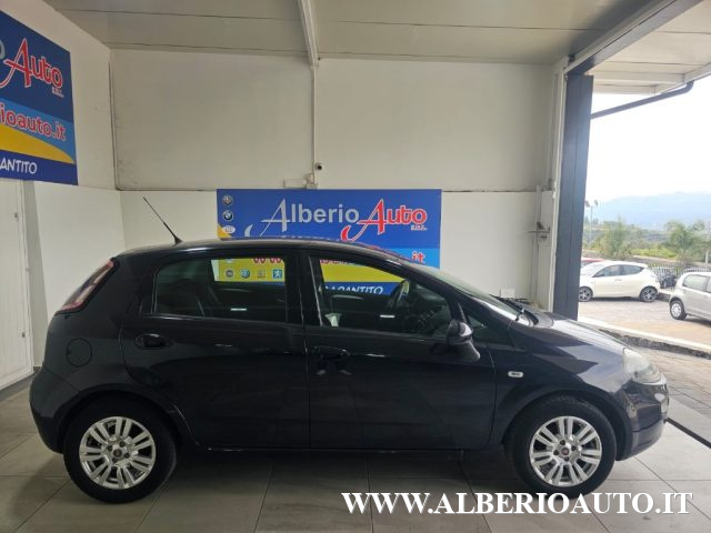 Fiat Punto 1.3 MJT II 75 CV 5 porte Young - foto 4 di 4