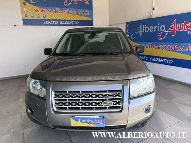 Land Rover Freelander 2.2 TD4 S.W. E - foto 2 di 4
