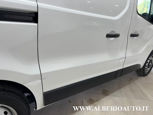 Renault Trafic T27 1.6 dCi 125CV S&S PC-TN Furgone +IVA vedi note, del 2020, 167.300 km, in vendita a Adrano (CT)
