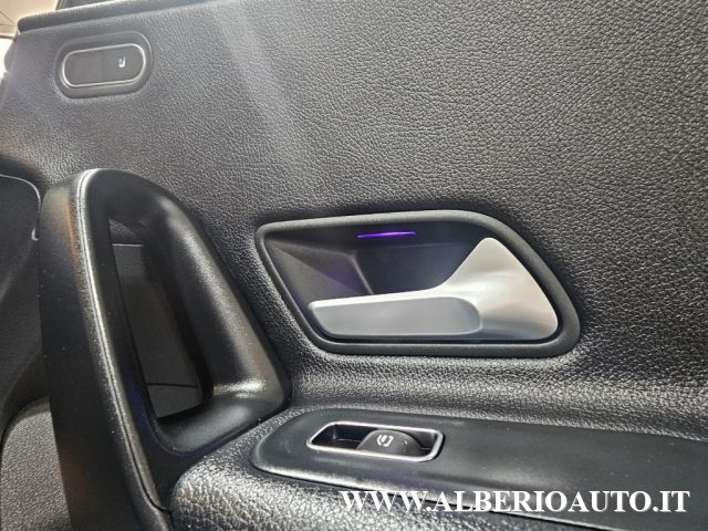 Mercedes-Benz A 180 d Automatic Business Luci Ambient usato a ADRANO