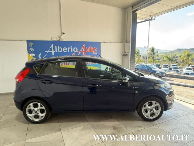 Ford Fiesta 1.4 TDCi 70CV 5 porte Titanium - foto 4 di 4