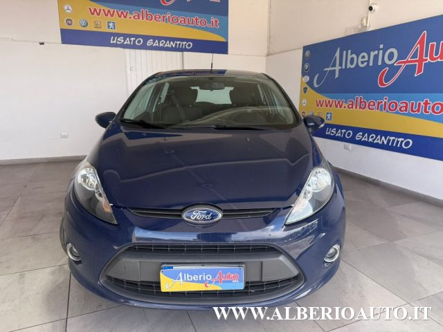 Ford Fiesta 1.4 TDCi 70CV 5 porte Titanium - foto 2 di 4