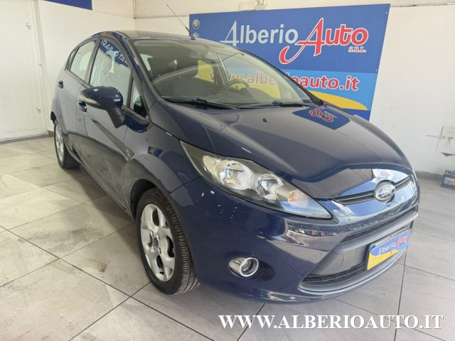 Ford Fiesta 1.4 TDCi 70CV 5 porte Titanium - foto 3 di 4