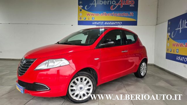 Lancia Ypsilon 1.2 69 CV 5 porte Gold usato a ADRANO