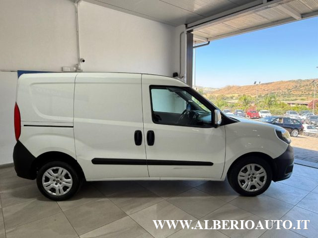 Fiat Doblo Dobl� 1.6 MJT 105CV PC-TN Cargo Lamierato SX usato a ADRANO