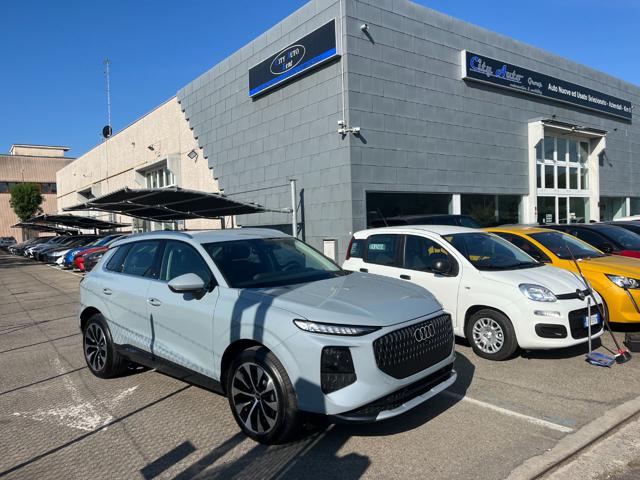 Audi Q3 TDI 110 kW S tronic Business Advanced New Model km 0 a MODENA