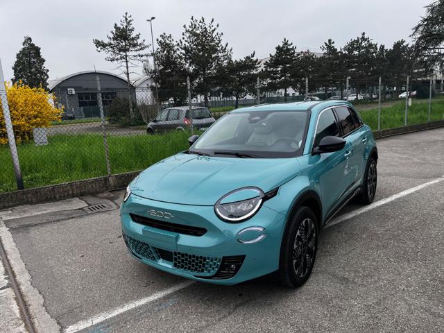 Fiat 600 Hybrid DCT MHEV La Prima Km 0 Prezzo Promo! - foto 2 di 4