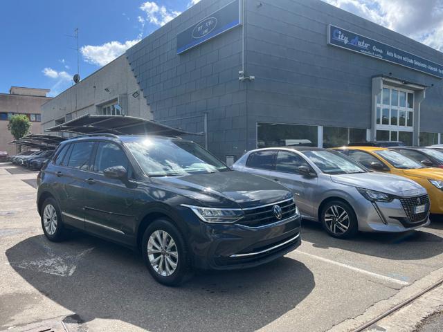 Volkswagen Tiguan 2.0 TDI 150 CV SCR DSG usato a MODENA