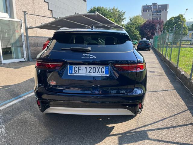 Jaguar F-Pace 2.0 D 204 CV AWD aut. R-Dynamic - foto 2 di 4