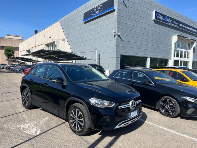 Mercedes-Benz GLA 180 d Automatic Business Da Vetrina! usato a MODENA