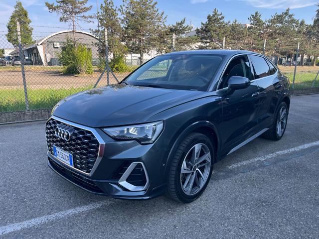 Audi Q3 SPB 35 TDI S tronic S line edition - foto 2 di 4