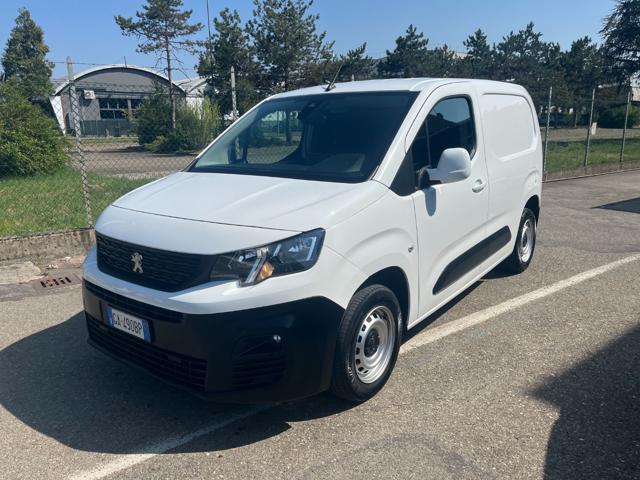 Peugeot Partner BlueHDi 100 S&S PC Furgone 3 Posti usato a MODENA