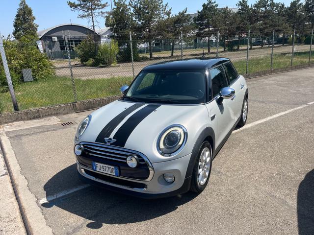 MINI Cooper D 1.5 Cooper D Hype 5 porte - foto 3 di 4