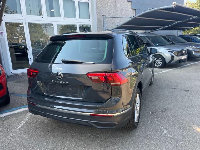 Volkswagen Tiguan 2.0 TDI 150 CV SCR DSG Life - foto 4 di 4